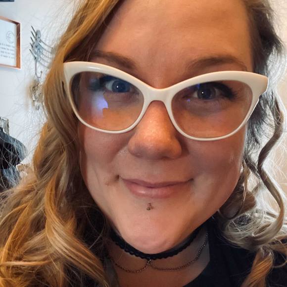 Meet your Posher, Randi-leigh - Picture 1 of 1